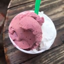 Foto de Pote helado artesanal 1/4 kg., dos gustos.
