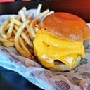 Foto de Cheesy Burger