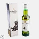 Foto de Black and white 700 ml