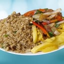 Foto de (COMBINADO DOBLE) Arroz Chaufa de Pollo + Lomo Saltado de Carne