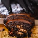 Foto de Up in Smoked Brisket (por libra)