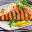 Foto de SALMON ROSADO GRILLADO CON GUARNICION
