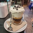 Foto de CAFE VIENES ( CAFE, NUTELLA Y NATA MONTADA).
