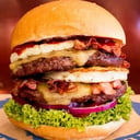 Foto de Hamburguesa hawaiiana doble