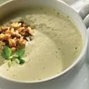 Foto de crema de cilantro con nuez