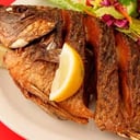 Foto de 🐠PESCADO COMPLETÓ AL AJO