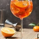 Foto de Aperol spirit( champagne) o jugo de naranja