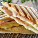 Foto de SANDWICH CALIENTE DE LA CASA