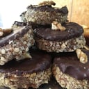 Foto de ALFAJOR CASERO CON NUEZ