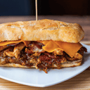 Foto de Sándwich de Mechada "Algo Piola"