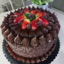 Foto de Triple Chocolate Escarchada con Fresas