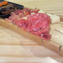 Foto de TABLA DE QUESO Y VEGETALES A LA PARRILLA