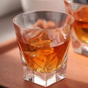 Foto de JOHNNIE WALKER RED TRAGO