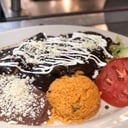 Foto de ENCHILADAS DE MOLE