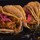 Foto de Tacos de Cochinita Pibil Tradicional o Vegana