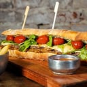Foto de BOCATA DE TERNERA (PARA DOS PERSONAS)