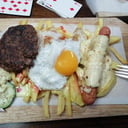 Foto de SALCHIPAPA COMPLETA