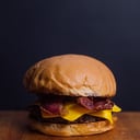 Foto de Cheesebacon + Papas