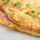 Foto de OMELETTE DE JAMÓN, TOCINO O SALCHICHA