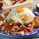 Foto de Chilaquiles y huevos estrellados