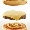 Foto de Sencilla: Carne 110gr, tomate, cebolla y queso.