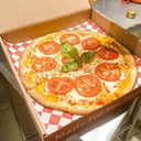 Foto de Pizzas Clásicas Medianas