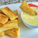 Foto de YUQUITAS FRITAS A LA HUANCAINA