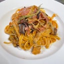 Foto de Fettuccine alla Scarpetta