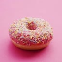 Foto de Dona de Homer rellena con Dulce de Leche