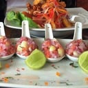 Foto de Choritos a la Chalaca en cucharitas chinas
