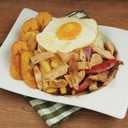 Foto de SALTADO DE POLLO A LO POBRE 