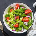 Foto de Ensalada Normal (Pollo, vacuno o falafel)