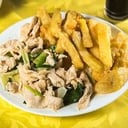 Foto de Pollo Mongoliano con Papas Fritas