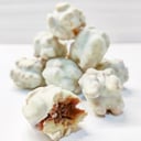 Foto de Bombón blanco con nuez