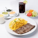 Foto de Bisteak con Spaghettis a la Huancaína