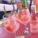 Foto de Pink Tonic