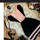 Foto de Coordinado top escote corazón /falda negro/rosa