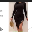 Foto de Vestido negro largo de botones, abertura en la pierna