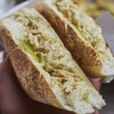 Foto de Sandwich de pollo.