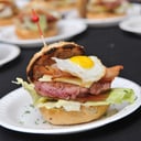 Foto de Clásica con huevo y bacon