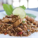 Foto de Arroz chaufa pollo (Puede ser de pollo o carne )