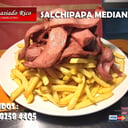 Foto de Salchipapas Mediana (3 Pers.) + 3 Pote Salsa