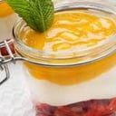 Foto de Vaso de mango y fresas
