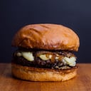 Foto de Blue Cheeseburger + Papas