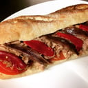 Foto de Atún, anchoas y tomate