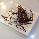 Foto de TORTA DE CHOCOLATE CON HELADO DE VANILLA