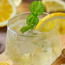 Foto de Jugo Pomelo - Jengibre - Pomelo - Menta - Naranja