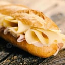 Foto de Baguette De Jamon y Queso