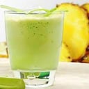 Foto de Apio, pepinillo y piña