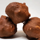 Foto de Profiteroles cubiertos de chocolate rellenos